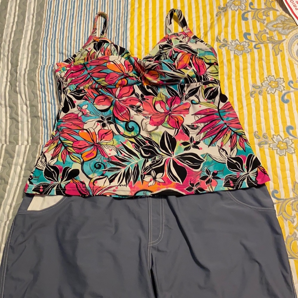 Croft and Barrow bathing suit